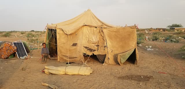 تعثُر مشاريع بخمسة مليار دولار في اليمن، ونزوح نصف مليون يمني بسبب الكوارث الطبيعية